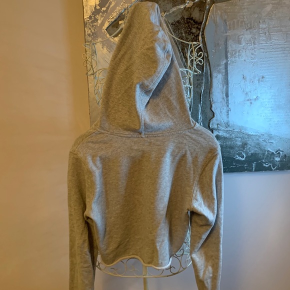 Kendall & Kylie cropped hoodie - Picture 2 of 4